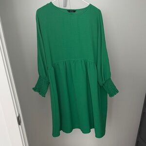 ZARA Green Long Sleeve Smocked Cuff Dress